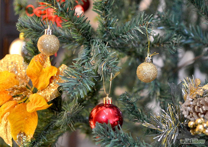 Những cách trang trí cây thông Noel siêu lung linh