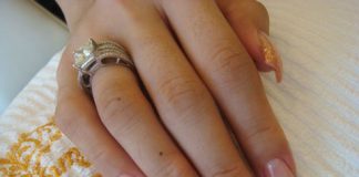 Hướng dẫn vẽ móng hình hoa cúc dại để đi chơi ngày lễ