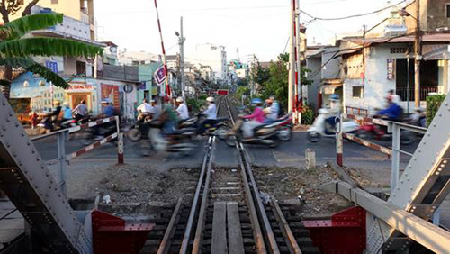 Sài Gòn vắng bóng tàu lửa: Thấy nhớ nhớ nhưng đường sá đỡ kẹt xe hơn