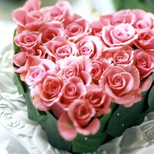 Các cách cắm hoa hồng Valentine cực đẹp cực đơn giản