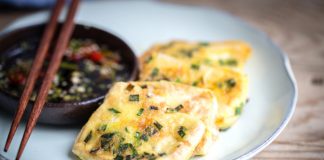 Cách làm đậu hũ chiên trứng đơn giản mà ngon cơm