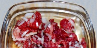 Làm sao để nấu canh cải bông thịt bò?