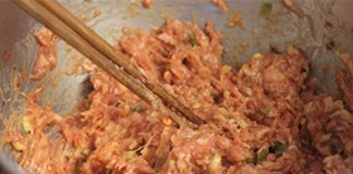 Thịt viên trứng muối chiên cực ngon, ăn cực đã