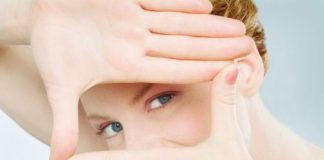 Nếu bị viễn thị, bạn hầu như không thể nhìn thấy những vật ở gần.