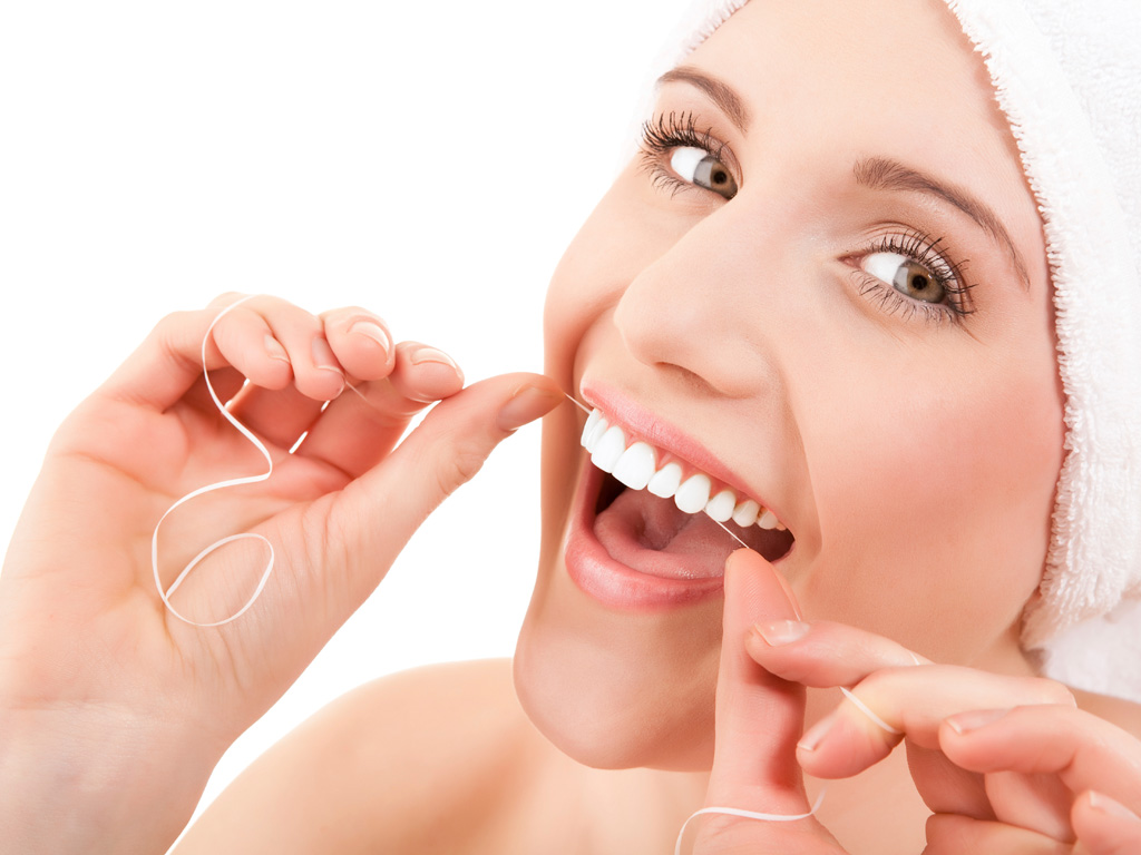 Thói quen dùng tăm xỉa răng gây nguy hiểm cho sức khỏe