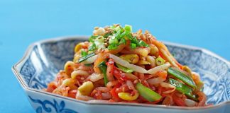 Cách làm kim chi giá đỗ cay xè chống ngán cho bữa cơm