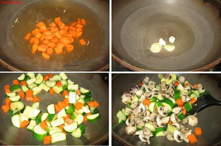 Làm sao để nấu bí ngòi xào nấm trắng?