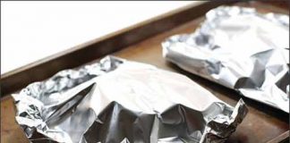 Lưu ý khi sử dụng giấy bạc trong chế biến thức ăn