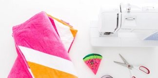 Học may áo choàng đi biển rực rỡ sắc màu nổi bật nhất khu