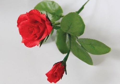 Tổng hợp cách làm hoa hồng bằng giấy nhún 'dễ nhất quả đất'