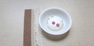 Làm điệu cho mái tóc với chiếc bờm ren dễ thương