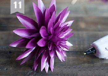 Cách làm hoa giấy với mẫu hoa súng đẹp như thật