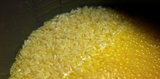 Cách nấu cơm gà Hội An ngon nhất làm mê mẩn cả nhà