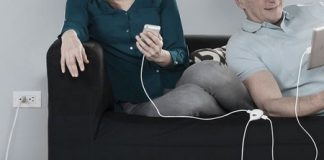 Những cái chết thương tâm khi vừa sạc pin vừa dùng điện thoại