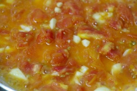 Cách làm nui xào bò sốt cà chua ngon cho bữa sáng