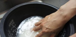 Học lỏm mẹ Nhật nấu ăn dặm cho con