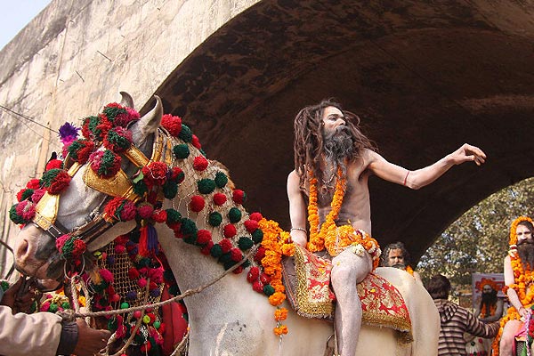 Đầu năm qua Ấn Độ xem lễ hội những dòng sông
