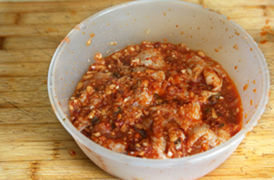 Cánh gà nướng ướp kimchi chua cay