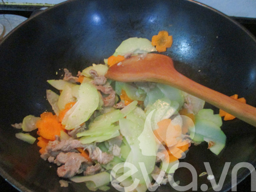 Su su cà rốt xào thịt - món xào ngon cho bữa cơm gia đình