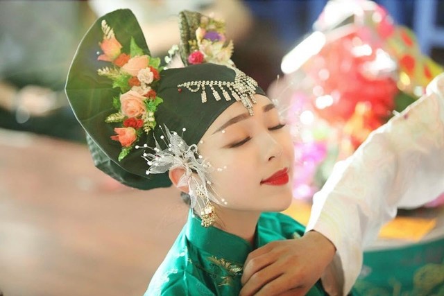 Nhan sắc mê người của những cô đồng 9X xinh đẹp nhất Việt Nam