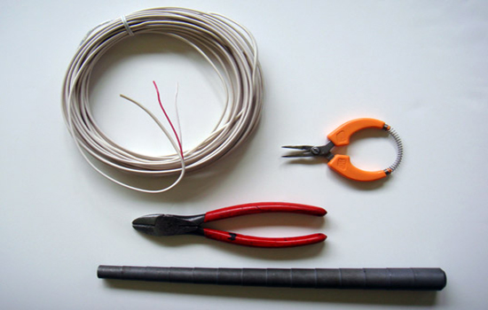 Hướng dẫn làm ‘nhẫn dây điện’ có 1-0-2