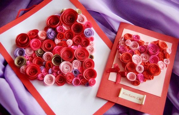 Cách làm thiệp handmade hình trái tim từ hoa hồng giấy