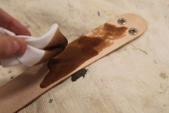 Cách làm vòng tay Bô-hê-miêng cực ‘chất’ tặng nàng