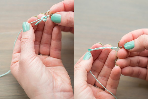 Đố bạn biết cách làm vòng tay handmade từ dây dù?