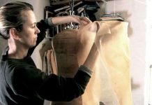 Quần áo làm từ vi khuẩn