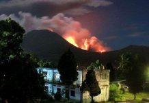 Indonesia cảnh báo cấp 3 vì núi lửa Lokon phun trào