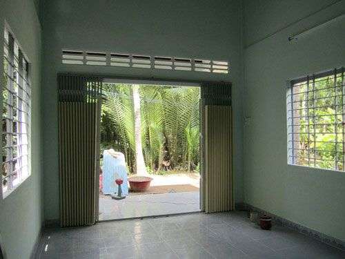 Xây nhà từ gáo dừa