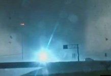 Video: Lốc xoáy kinh hoàng ở Mỹ