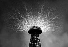 Ảnh vũ trụ từ góc vườn chinh phục giới thiên văn Siêu vũ khí của Tesla có thể xóa sổ cả đạo quân từ hàng trăm km