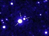 Phát hiện bộ ba chuẩn tinh đầu tiên