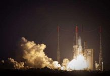 Tàu Albert Einstein rời bệ phóng mang hàng tiếp tế cho ISS Tàu Albert Einstein rời bệ phóng mang hàng tiếp tế cho ISS