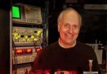 Phân tử hữu cơ thế hệ mới lập kỷ lục mới về khả năng truyền tải ánh sáng.