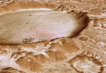 "Giáng sinh trắng" trên bề mặt hành tinh đỏ