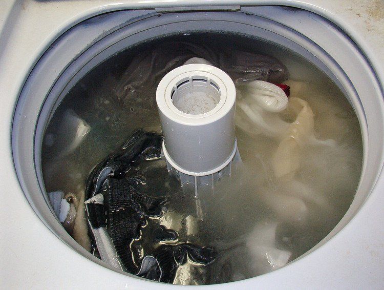 Công nghệ giúp giặt quần áo mà không cần bột giặt hay chất tẩy gì