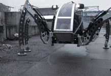 Mantis – robot người lái 2 tấn