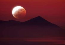 Siêu nguyệt thực xảy ra vào thứ hai tới Siêu nguyệt thực xảy ra vào thứ hai tới