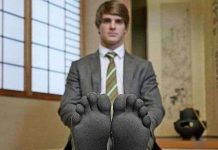 Không còn sợ hôi chân nhờ tất khử mùi đặc chế Không còn sợ hôi chân nhờ tất khử mùi đặc chế