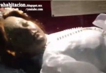 Xác ướp thánh nữ 300 năm tuổi “mở mắt” trong nhà thờ Mexico Xác ướp thánh nữ 300 năm tuổi "mở mắt" trong nhà thờ Mexico