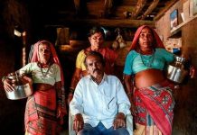 Cuộc đời cơ cực của những người "vợ nước" ở Ấn Độ