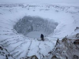 Phát hiện hố khổng lồ tại Siberia: Quả bom hẹn giờ cho Trái Đất chúng ta đã bắt đầu chạy