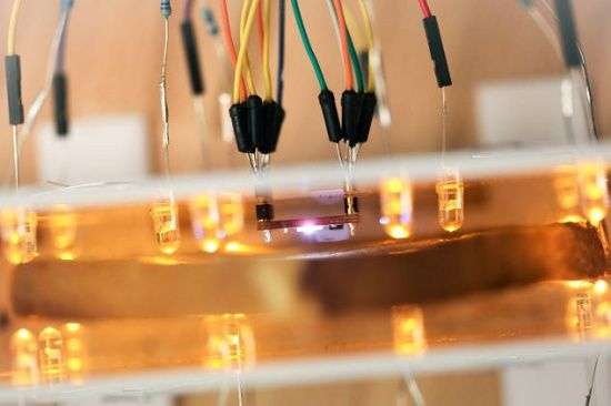 Sinh viên Mỹ phát minh máy nướng bánh mì thông minh