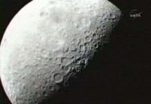 Nasa: Cú “bỏ bom” Mặt trăng thành công