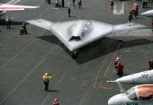 Rô bốt bay của Mỹ sẵn sàng cất cánh