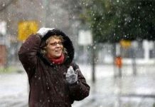 Buenos Aires đón tuyết rơi lần đầu tiên trong gần 100 năm Buenos Aires đón tuyết rơi lần đầu tiên trong gần 100 năm