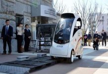 Robot chở người tự động Robot chở người tự động