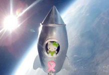 Cô bé 12 tuổi làm "dậy sóng" YouTube